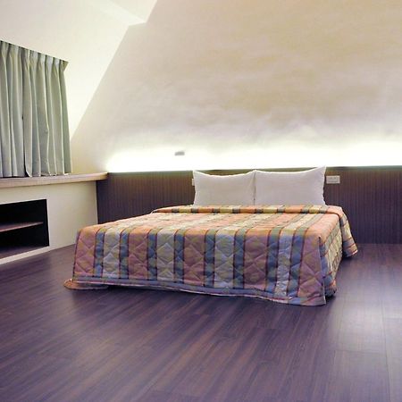 Marshal Hotel Taichung名帥大飯店 Экстерьер фото