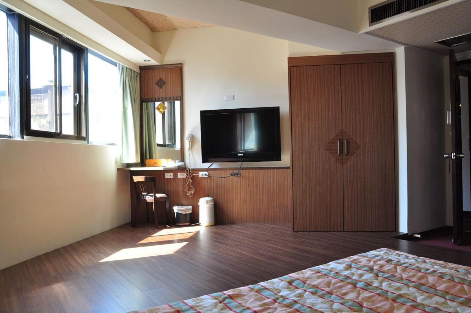 Marshal Hotel Taichung名帥大飯店 Экстерьер фото