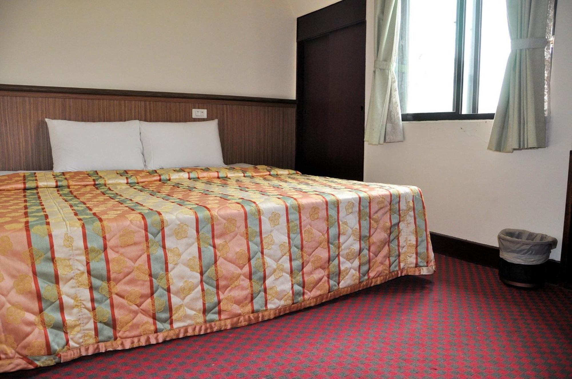 Marshal Hotel Taichung名帥大飯店 Экстерьер фото