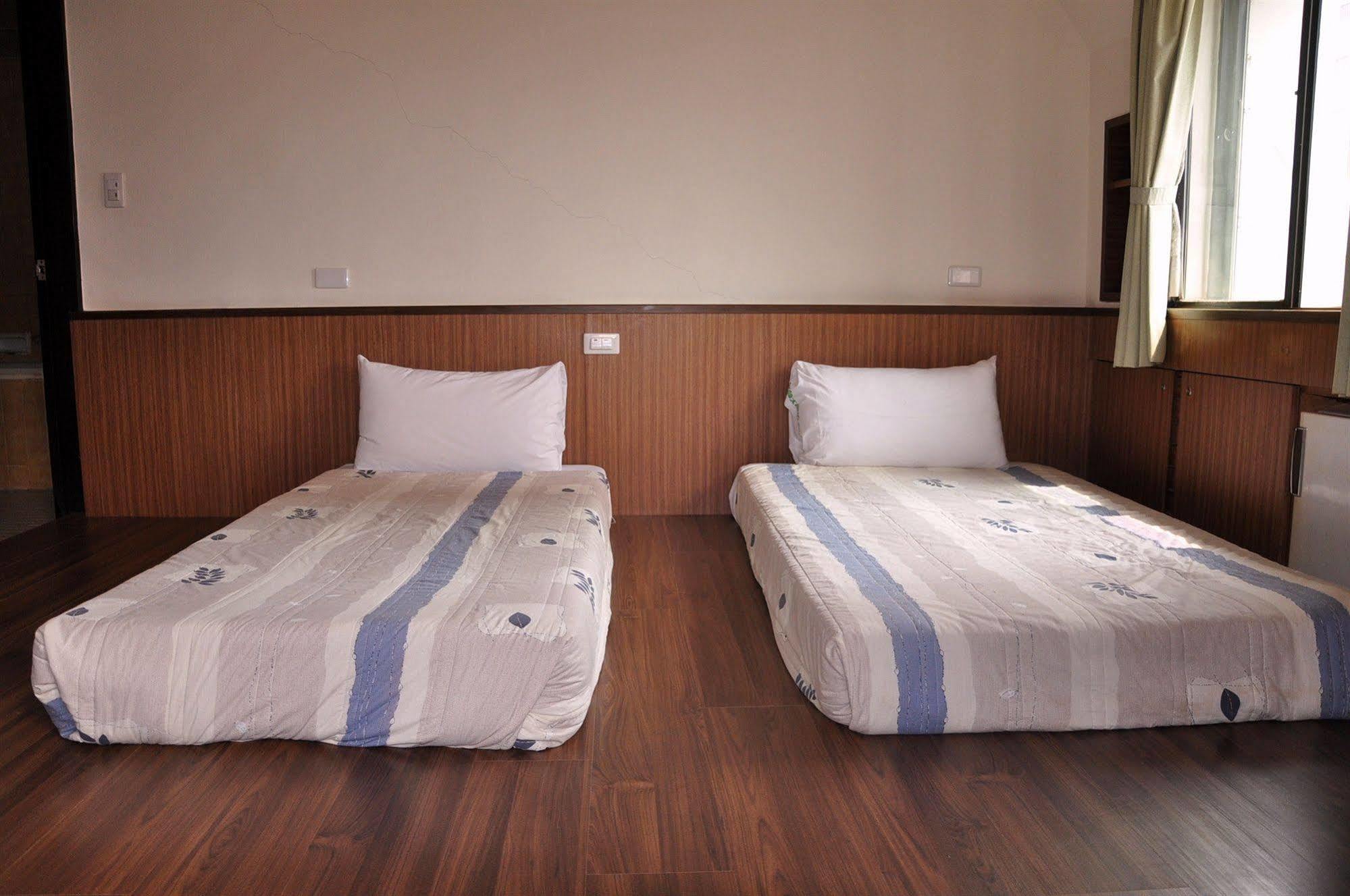 Marshal Hotel Taichung名帥大飯店 Экстерьер фото
